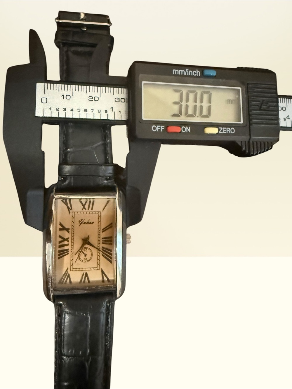 Men’s Yuhuo Ss Comfort Curve Rectangular Dress Watch in Black and Silver - Picture 4 of 4